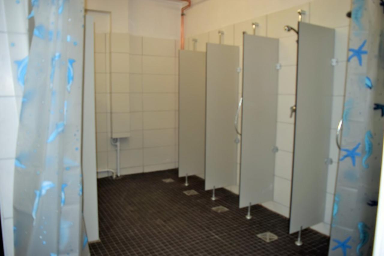 Monteurzimmer Kirchheim-Teck เคียร์ชไฮม์ อุนเทอร์ เท็ค ภายนอก รูปภาพ