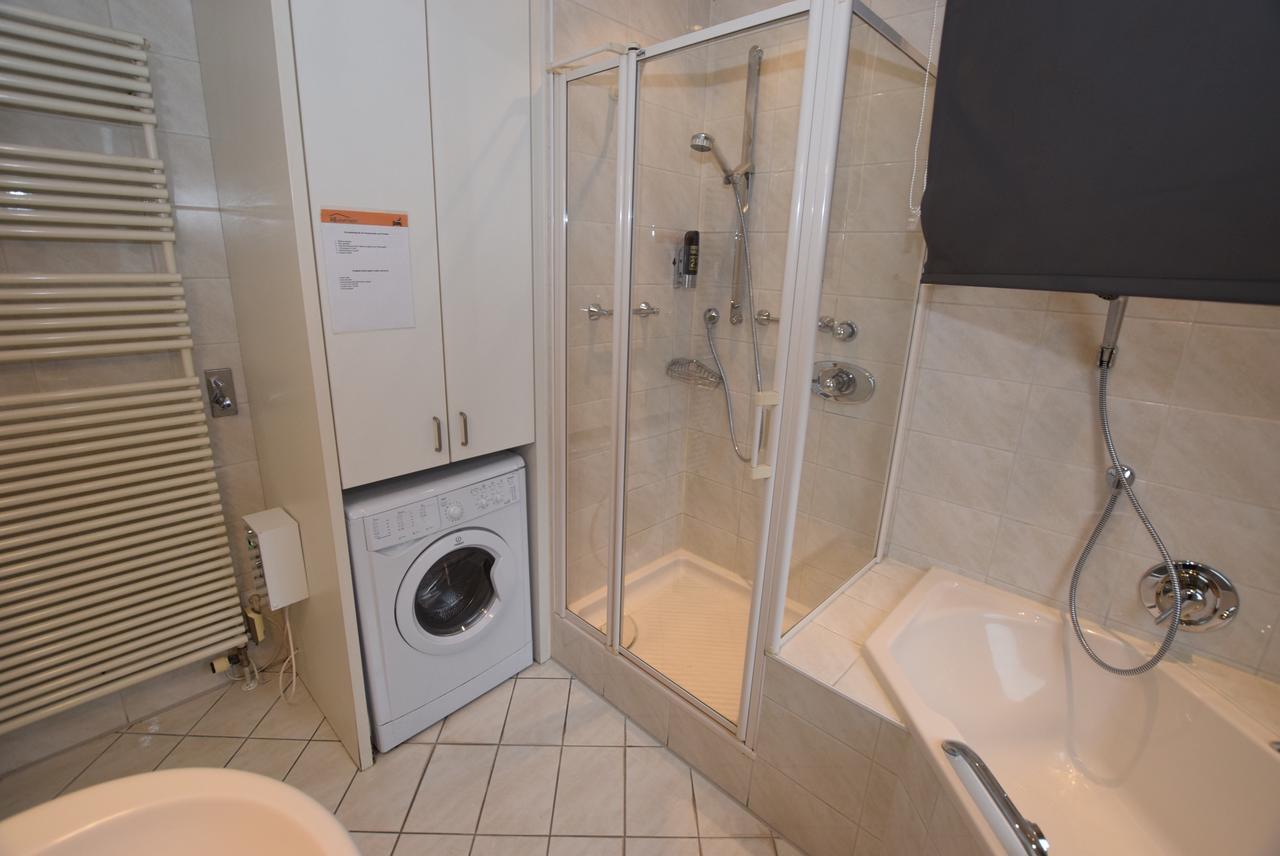 Monteurzimmer Kirchheim-Teck เคียร์ชไฮม์ อุนเทอร์ เท็ค ภายนอก รูปภาพ