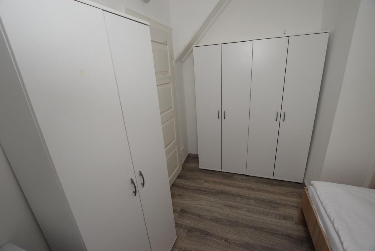 Monteurzimmer Kirchheim-Teck เคียร์ชไฮม์ อุนเทอร์ เท็ค ภายนอก รูปภาพ